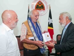 Jornalista Senior Italiano Apresia Ho Servisu Média TL