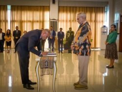 Presidente Ramos-Horta Empossa Novo Embaixador Na República De Moçambique